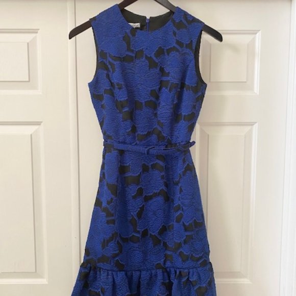 Ladies Dress Oscar de la Renta Royal blue with black. Size 2 - Picture 1 of 4